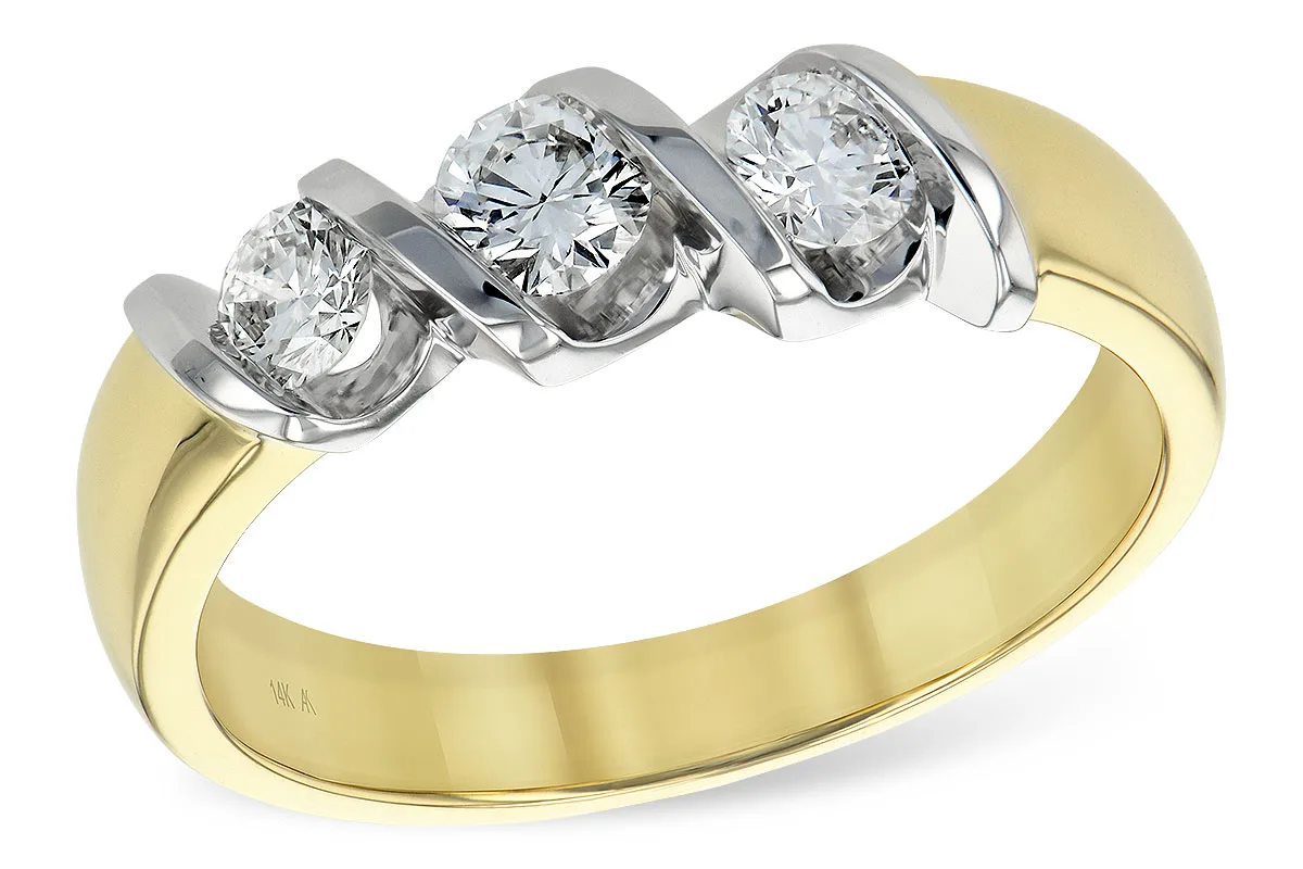 Diamond Wedding Band in yellow gold