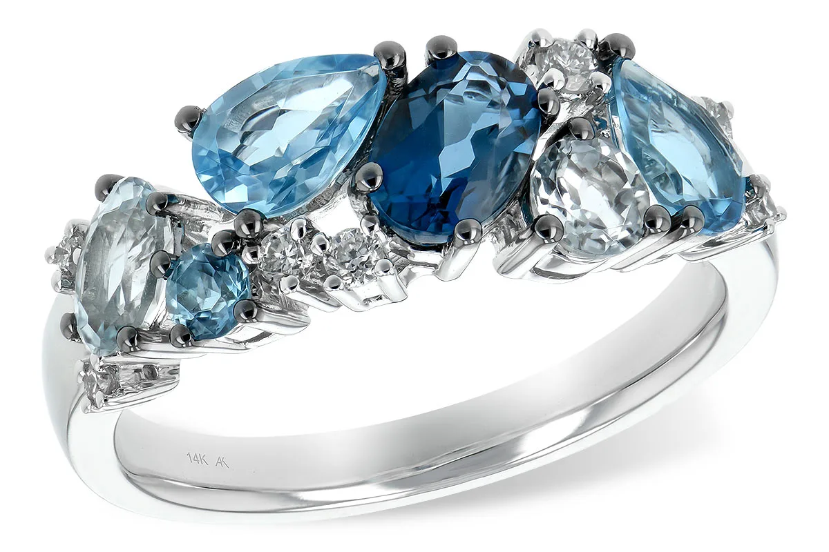 Blue Topaz Ring in white gold