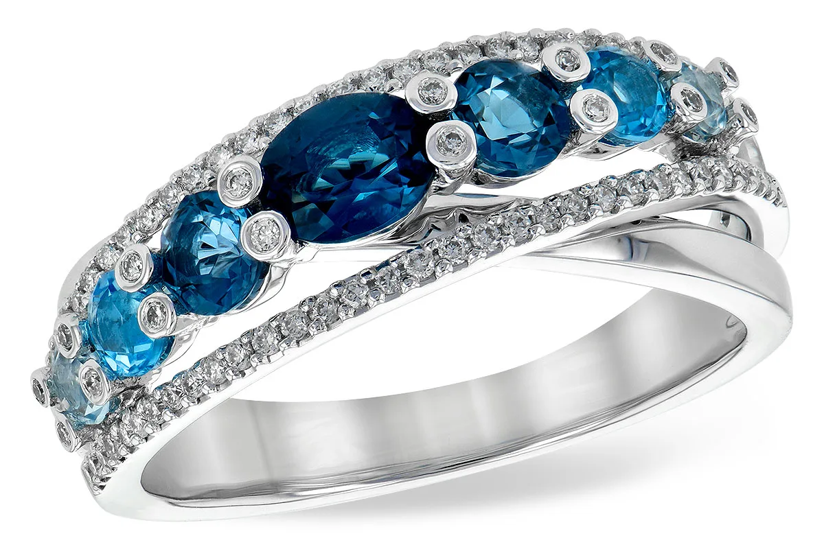 Blue Topaz Ring in white gold
