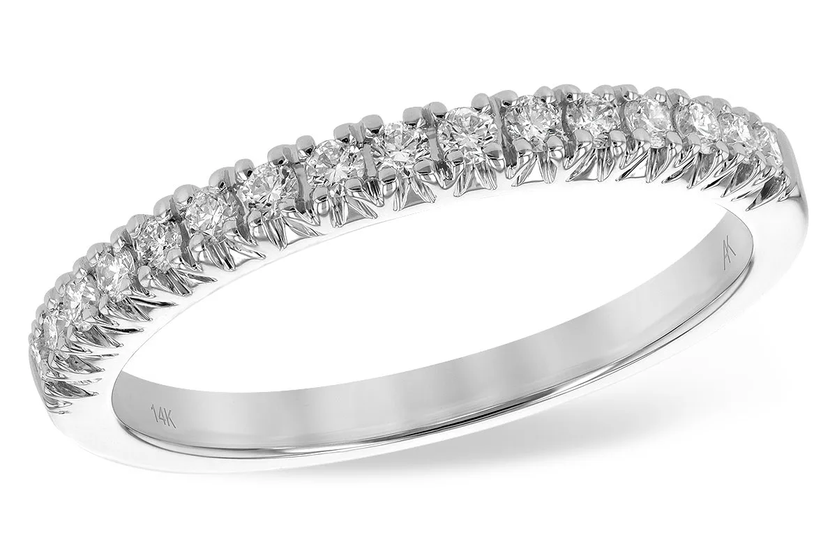 Diamond Wedding Band in white gold