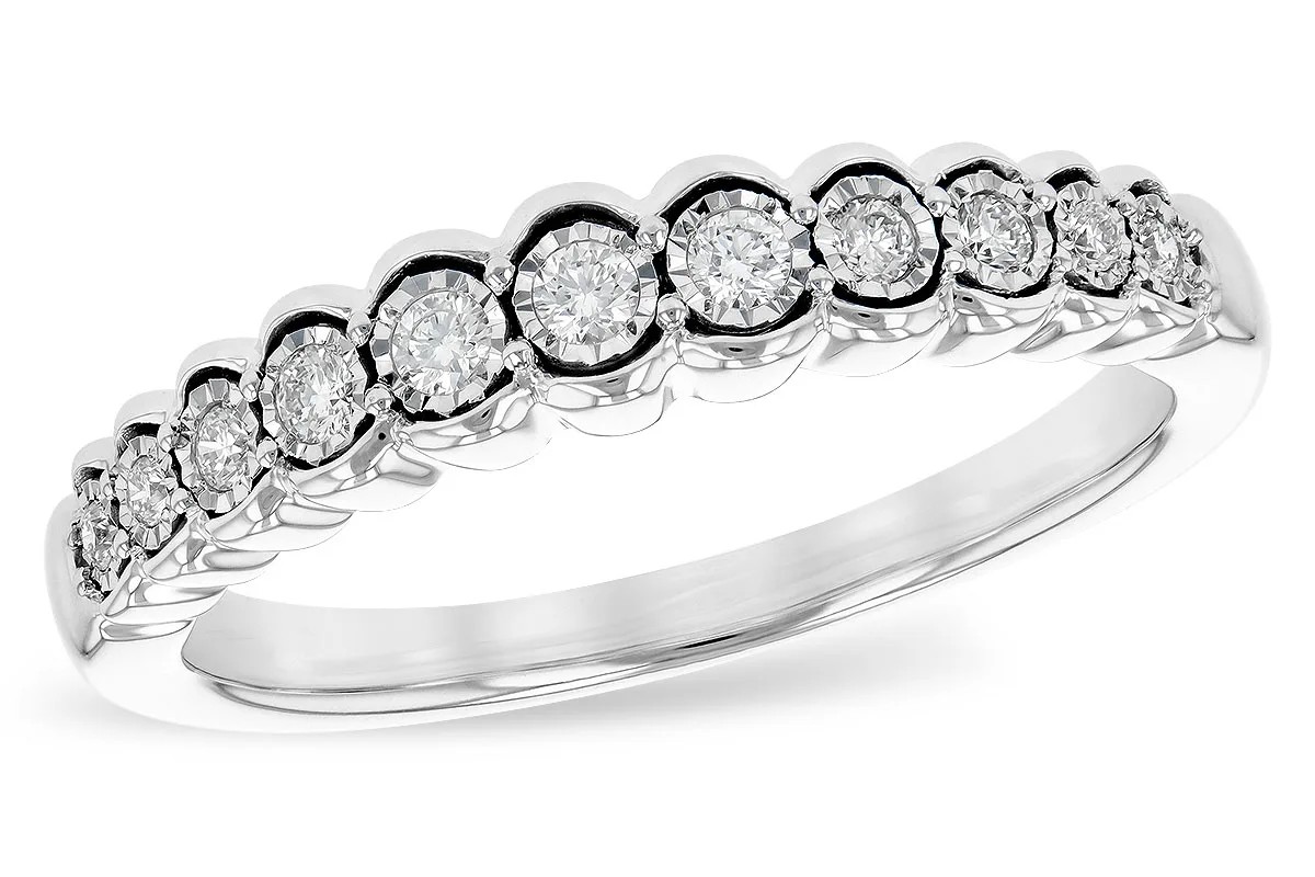 Diamond Wedding Band in white gold
