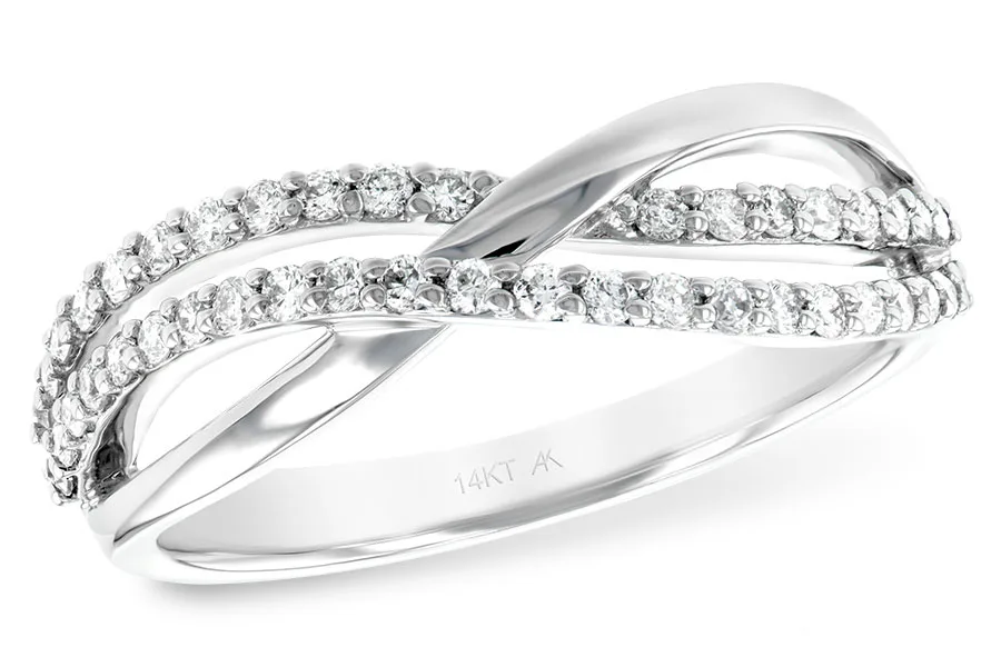 Diamond Ring in white gold