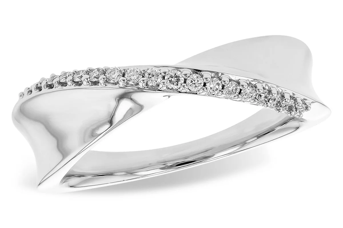 Diamond Wedding Band in white gold
