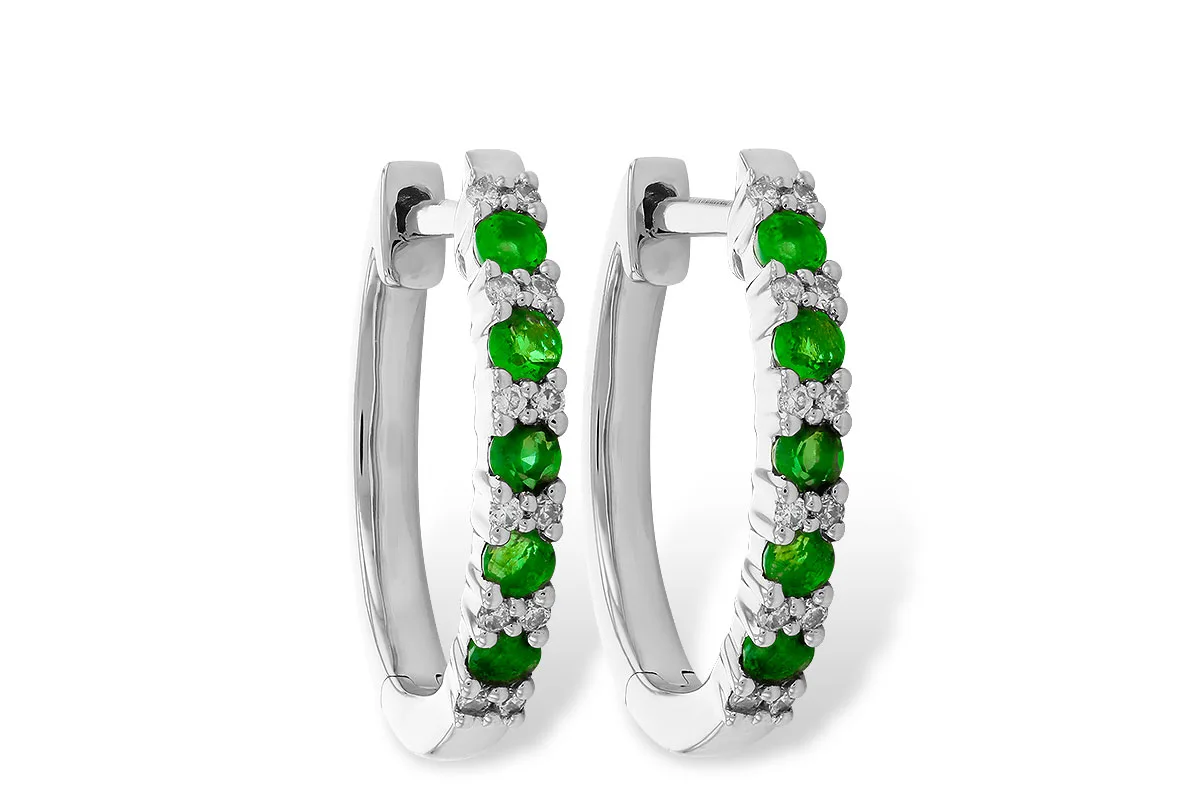 Emerald Earrings in white gold