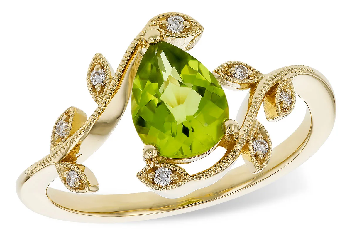 Peridot Ring in yellow gold