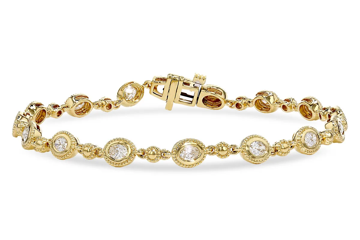 Diamond Oval Bracelet in yellow gold