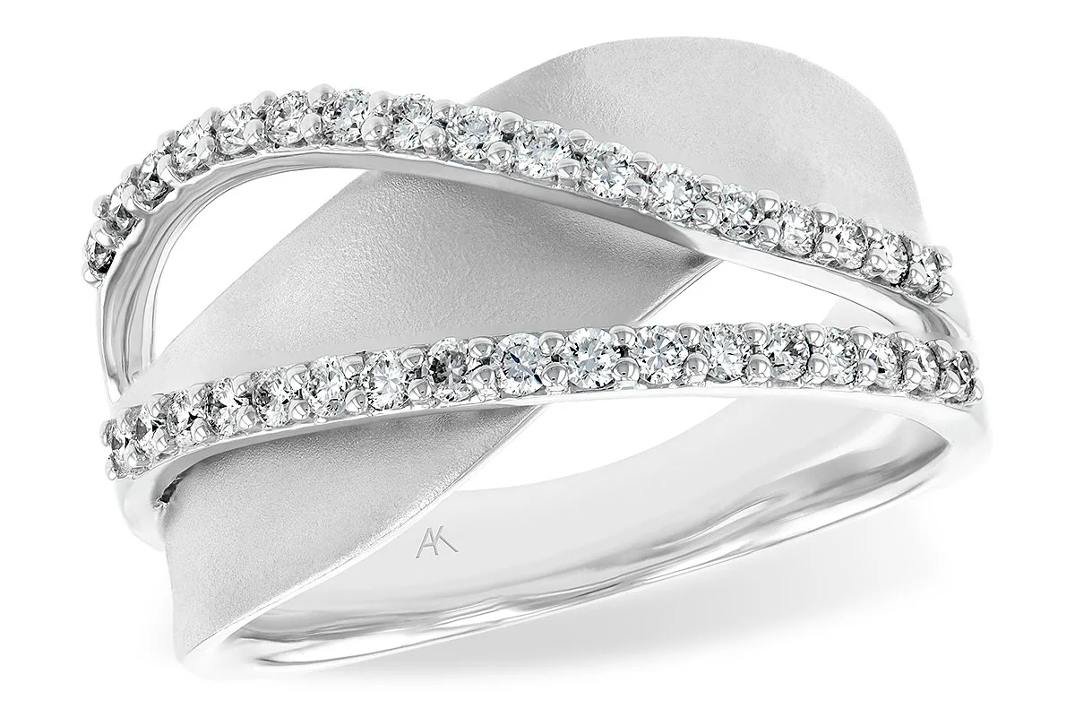 Diamond Wedding Band in white gold