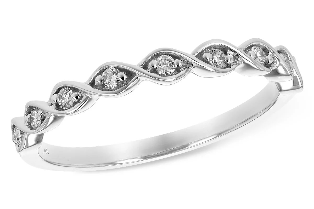 Diamond Wedding Band in white gold