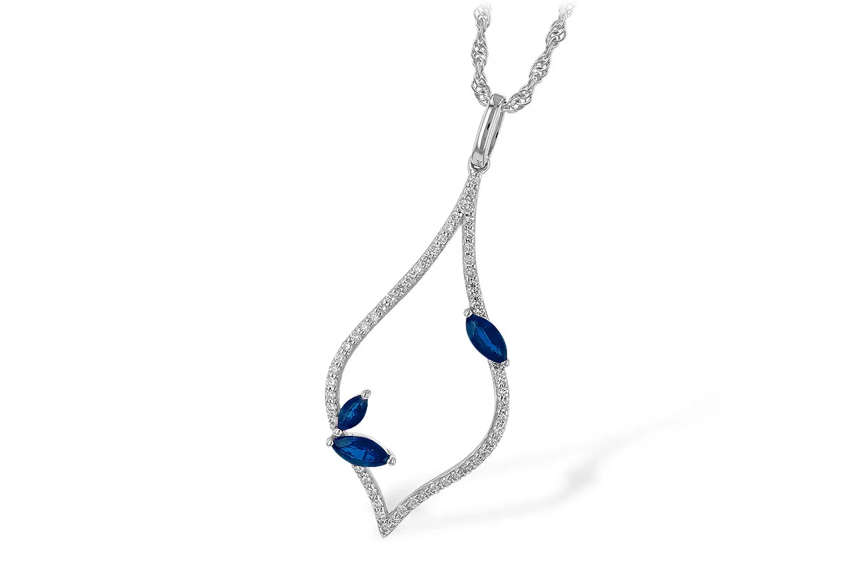Sapphire Necklace in white gold