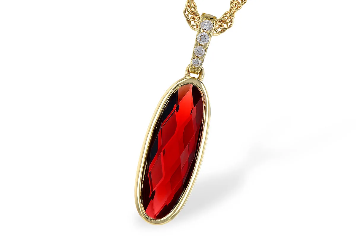 Garnet Necklace in yellow gold