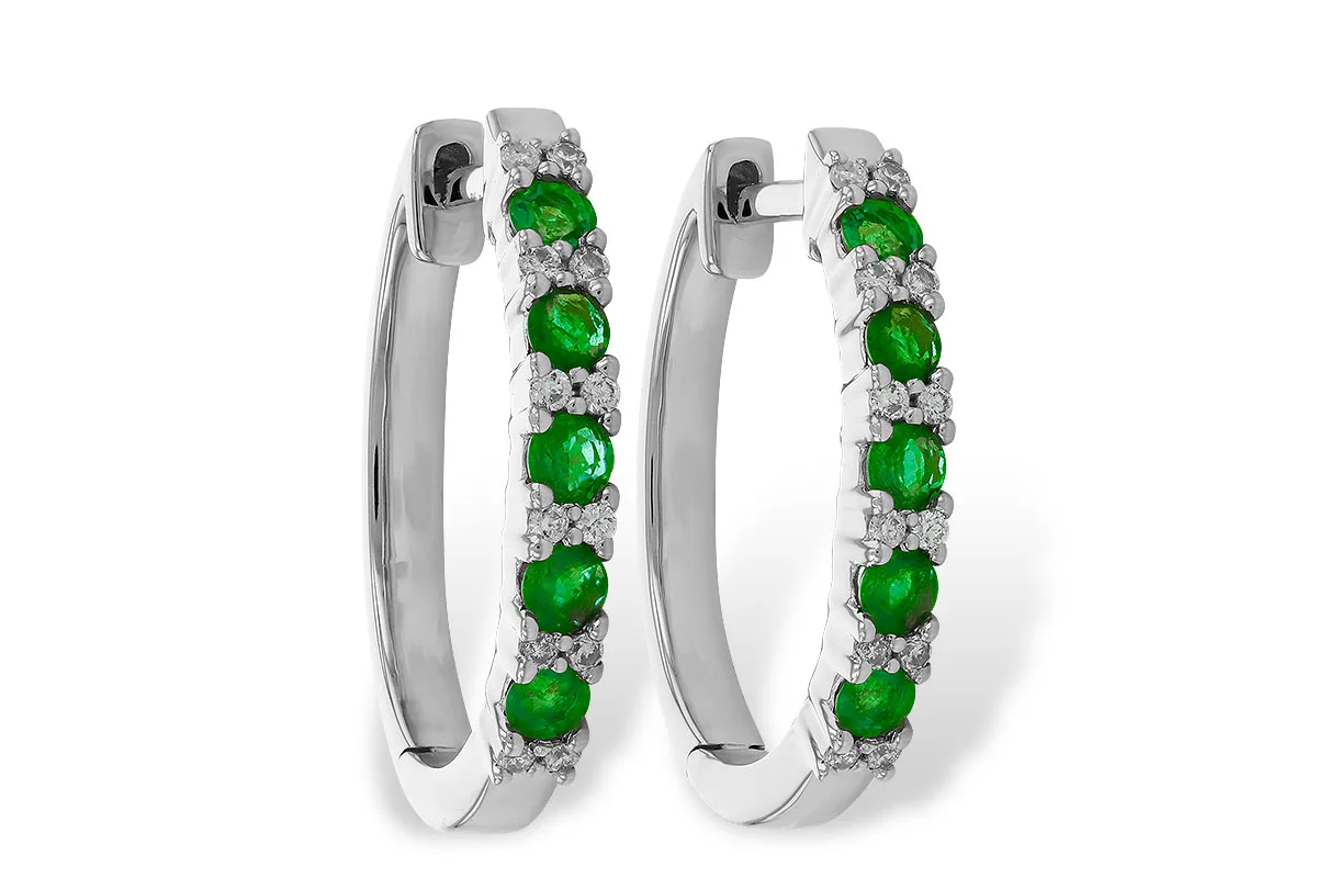 Emerald Earrings in white gold