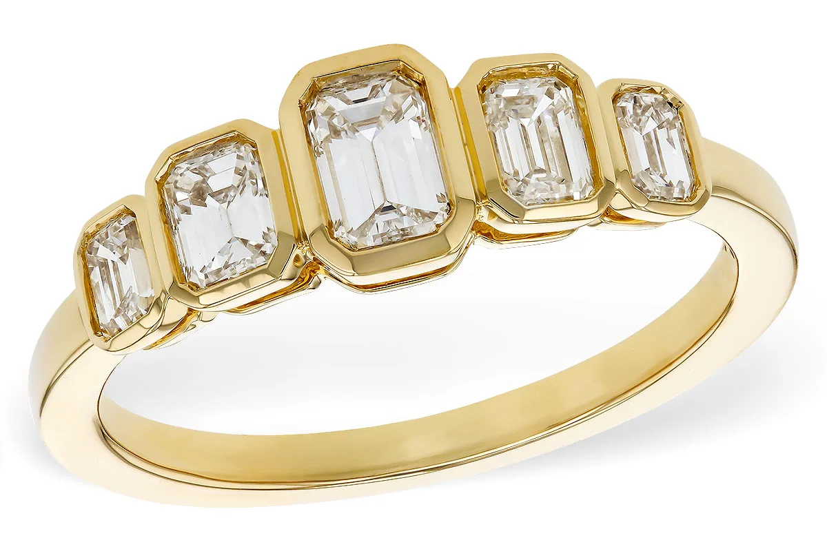Emerald-Cut Diamond Wedding Band in yellow gold
