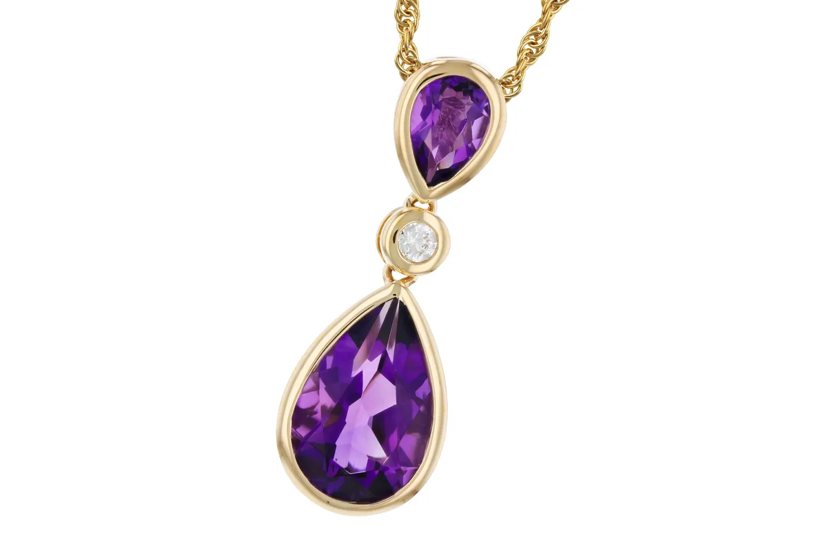 Amethyst Necklace in yellow gold