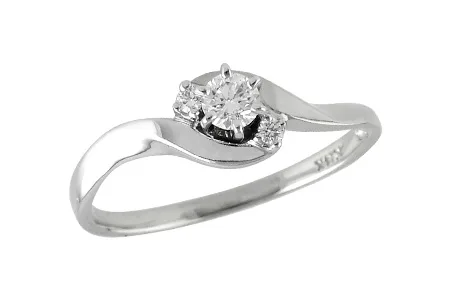 Diamond Engagement Ring in white gold