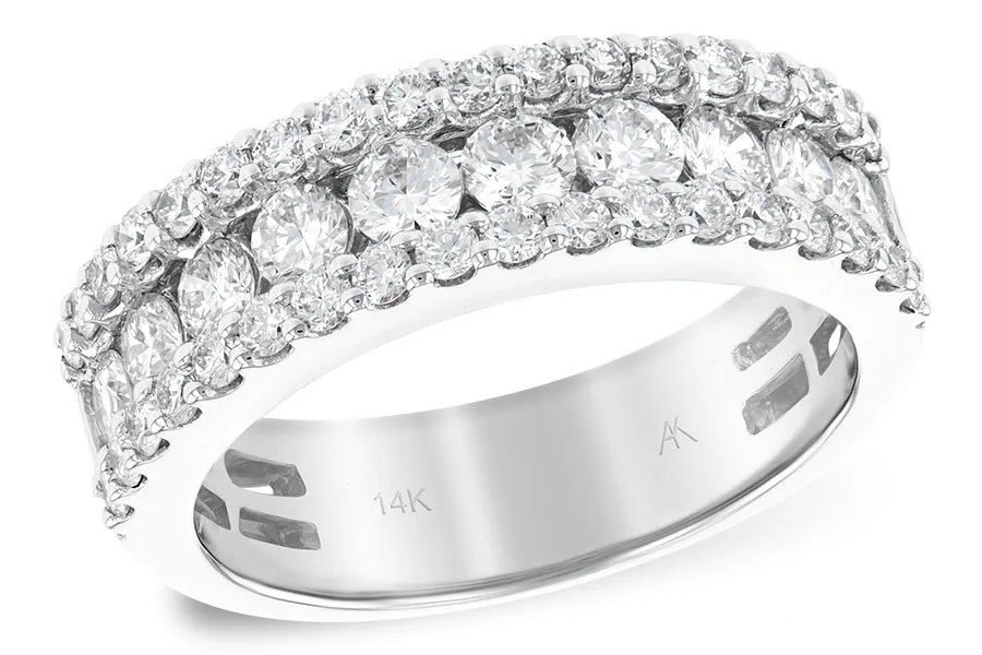 Diamond Wedding Band in white gold