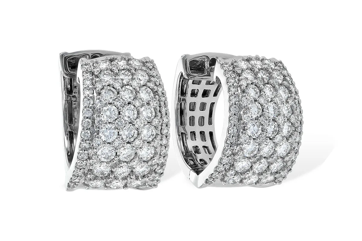 Diamond Earrings in white gold
