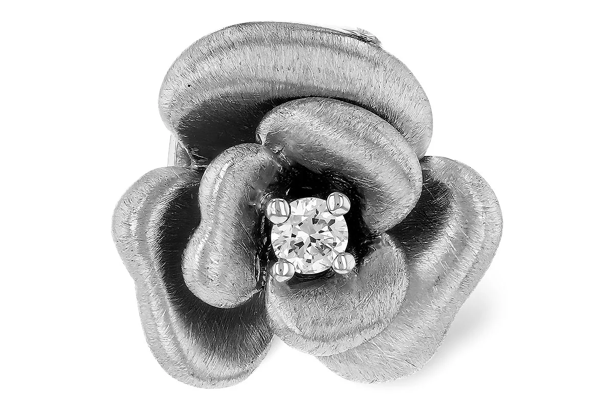 Diamond Pendant in white gold
