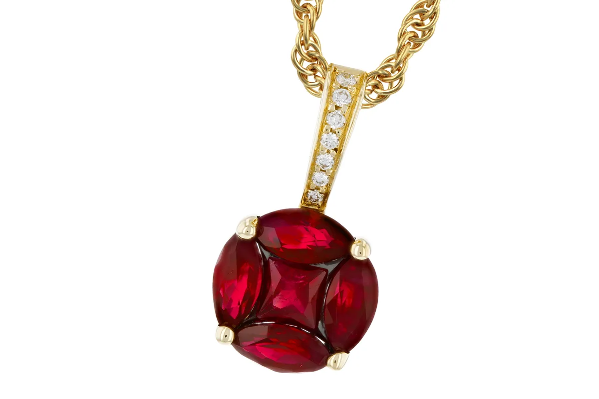 Ruby Necklace in yellow gold