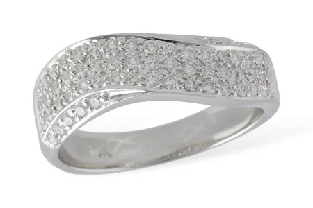 Diamond Wedding Band in white gold