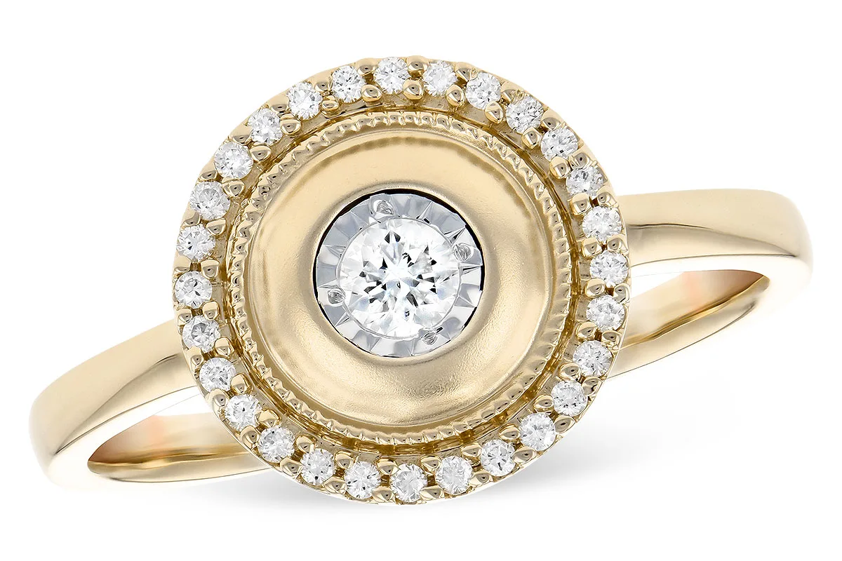Diamond Ring in yellow gold