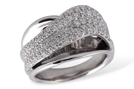 Diamond Wedding Band in white gold
