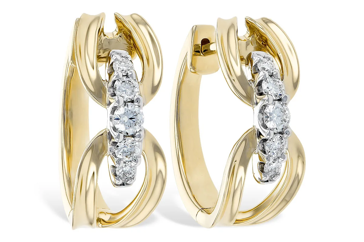 Diamond Earrings in yellow gold