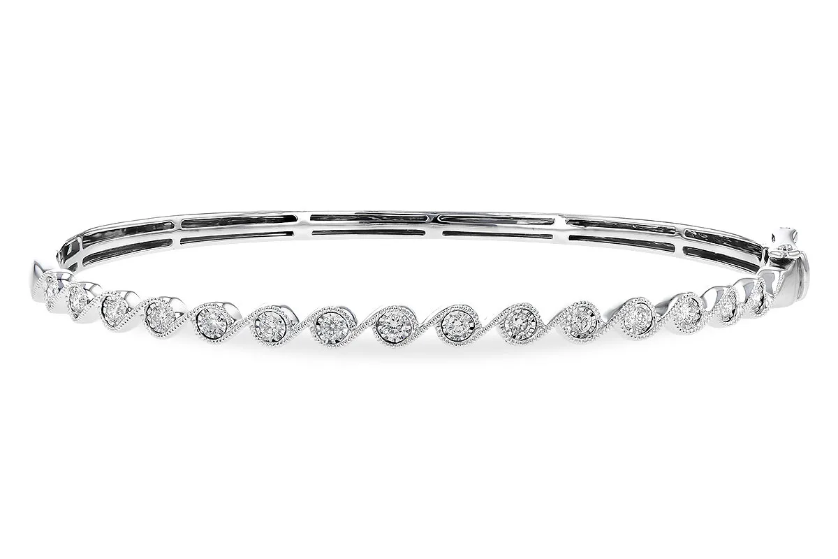 Diamond Bangle in white gold