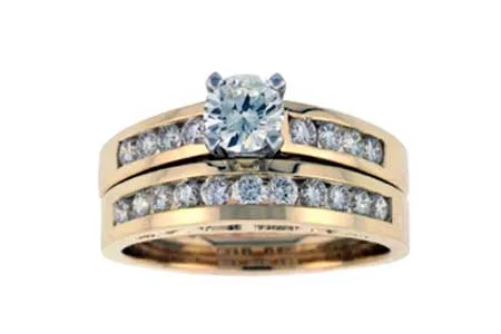 Diamond Wedding Set in yellow gold