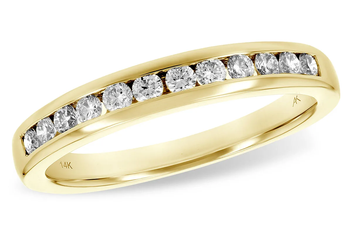 Diamond Wedding Band in yellow gold