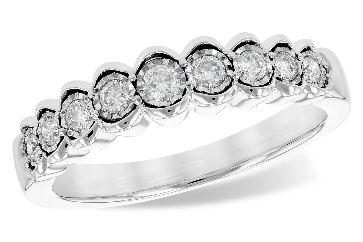 Diamond Wedding Band in white gold