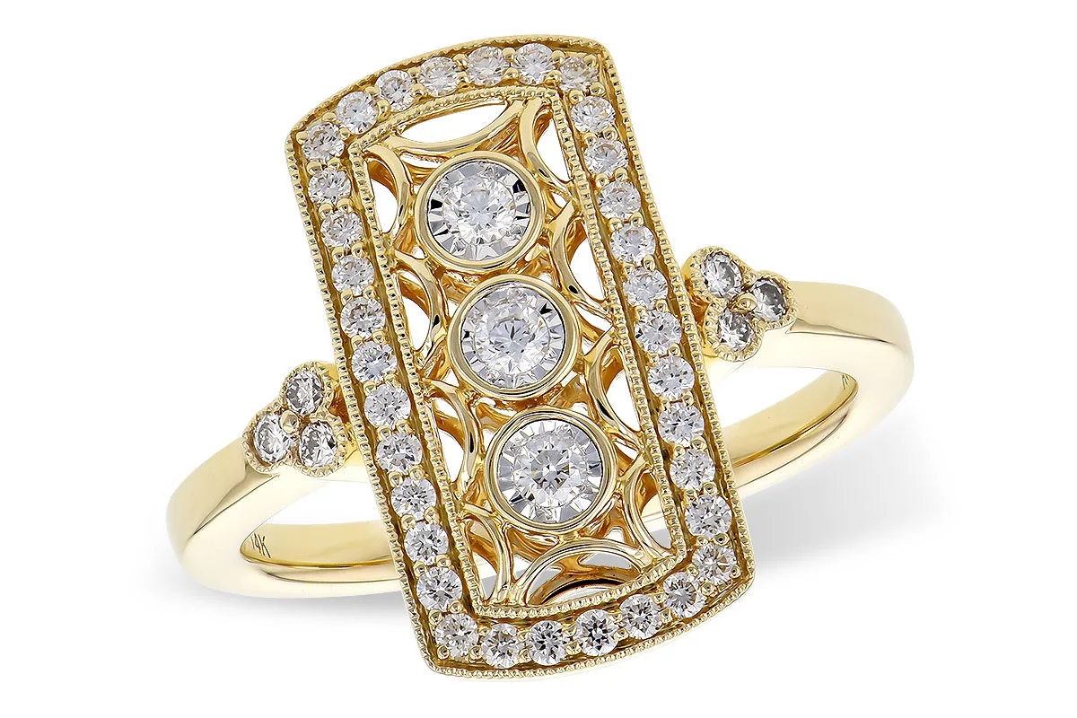 Diamond Ring in yellow gold