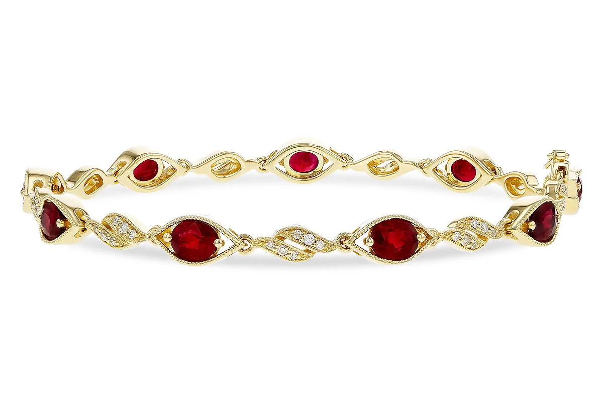 Ruby Bracelet in yellow gold