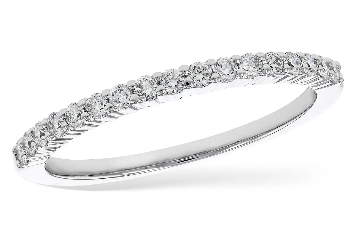 Diamond Wedding Band in white gold