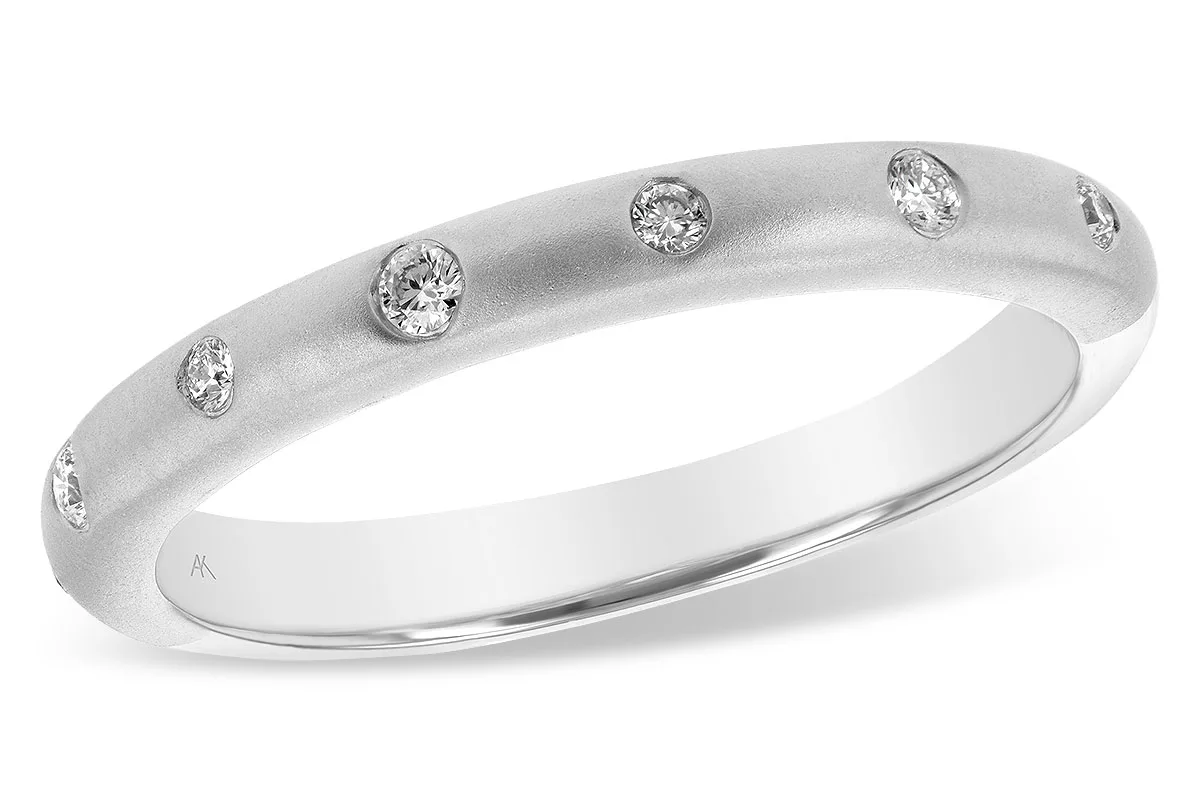 Diamond Wedding Band in white gold