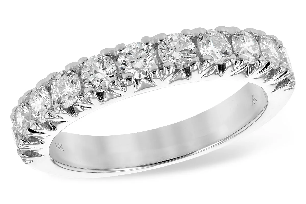 Diamond Wedding Band in white gold