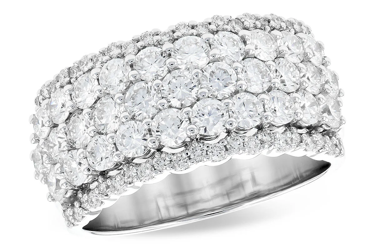 Diamond Wedding Band in white gold