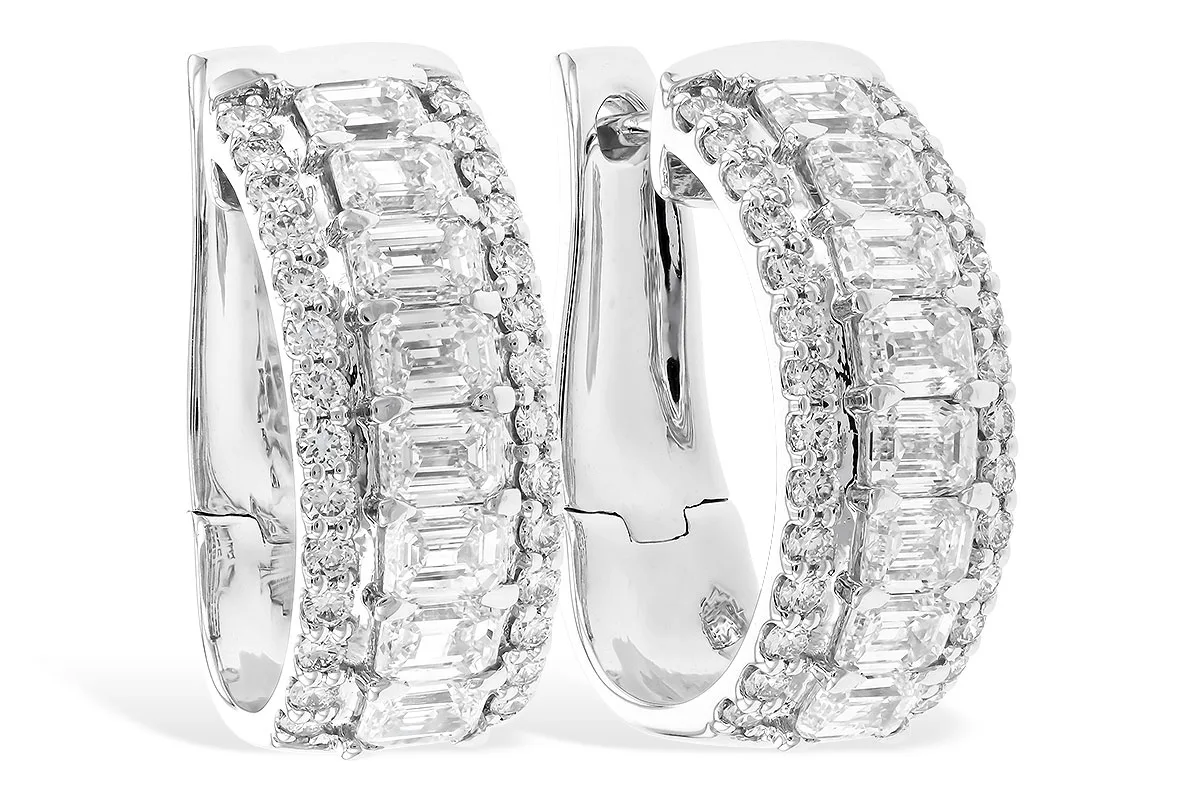 Diamond Earrings in white gold