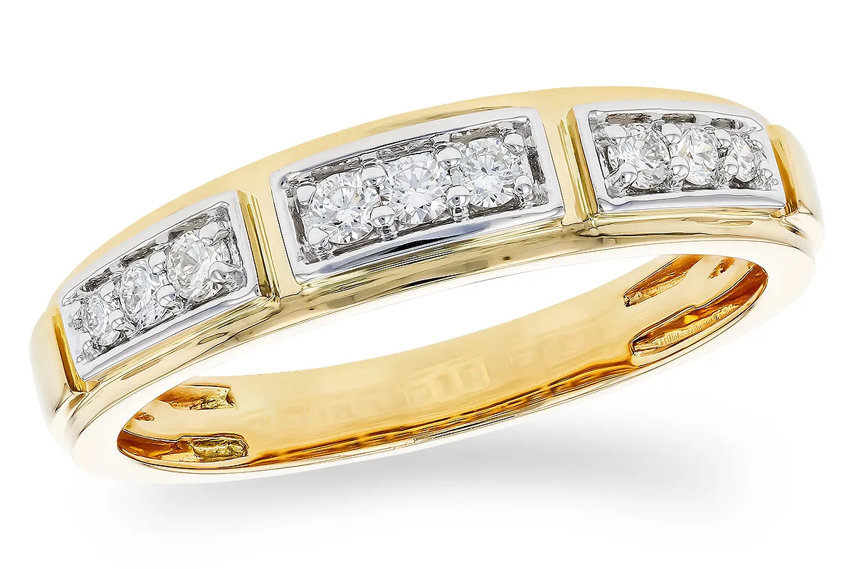 Men's Diamond Wedding Band in yellow & white