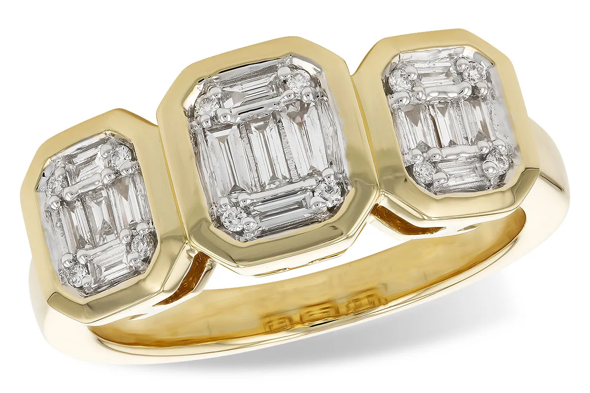 Diamond Ring in yellow gold