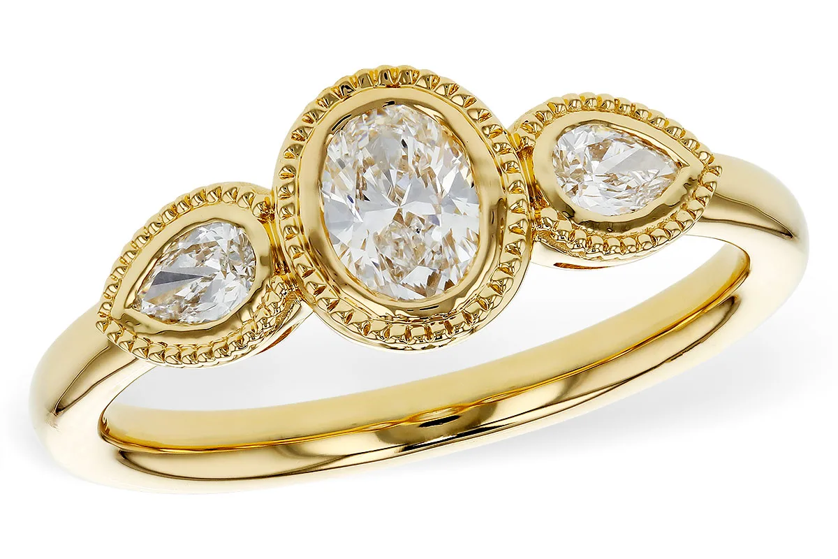 Fancy-Cut Diamond Ring in yellow gold