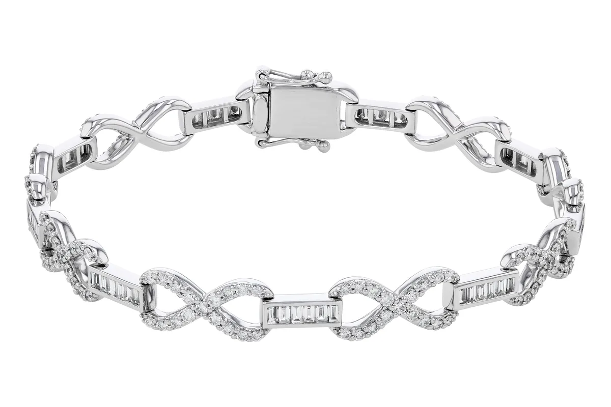 Baguette Diamond Bracelet in white gold