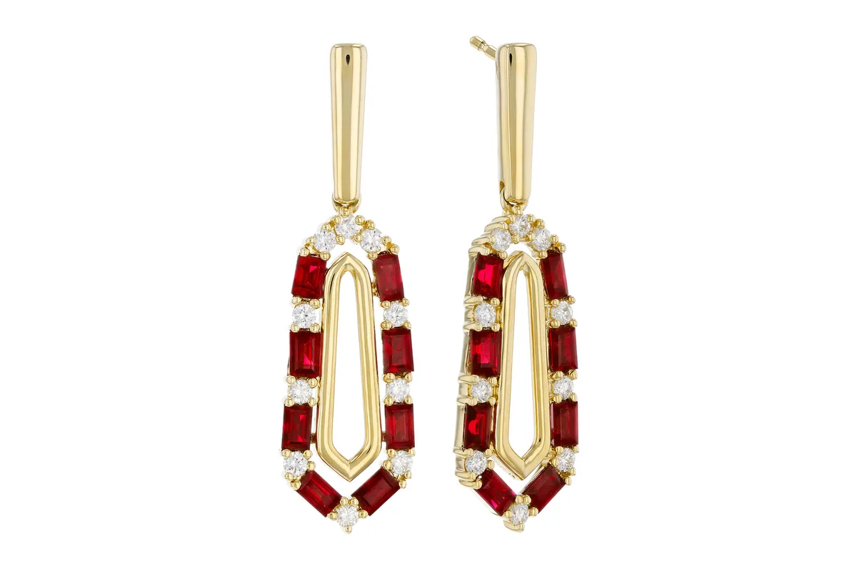 Ruby Earrings in yellow gold