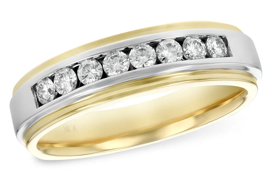 Men's Diamond Wedding Band in yellow gold