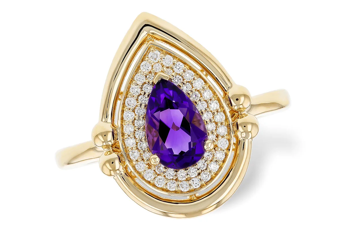 Amethyst Ring in yellow gold
