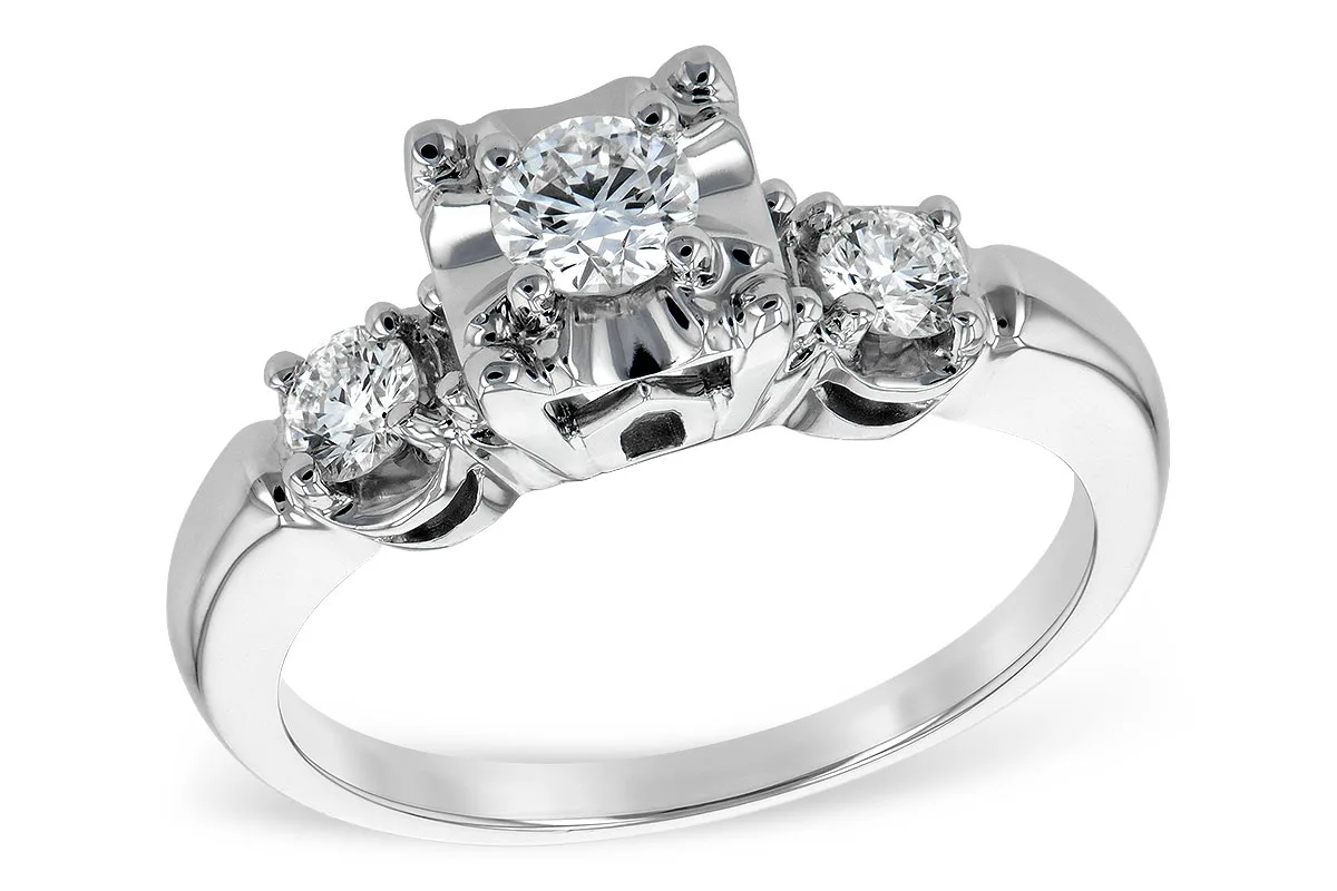 Diamond Engagement Ring in white gold