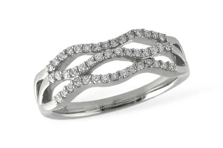 Diamond Wedding Band in white gold