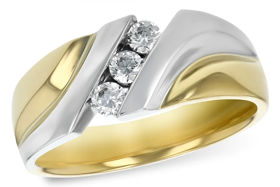 Men's Diamond Wedding Band in yellow gold