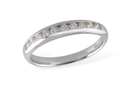 Diamond Band in platinum