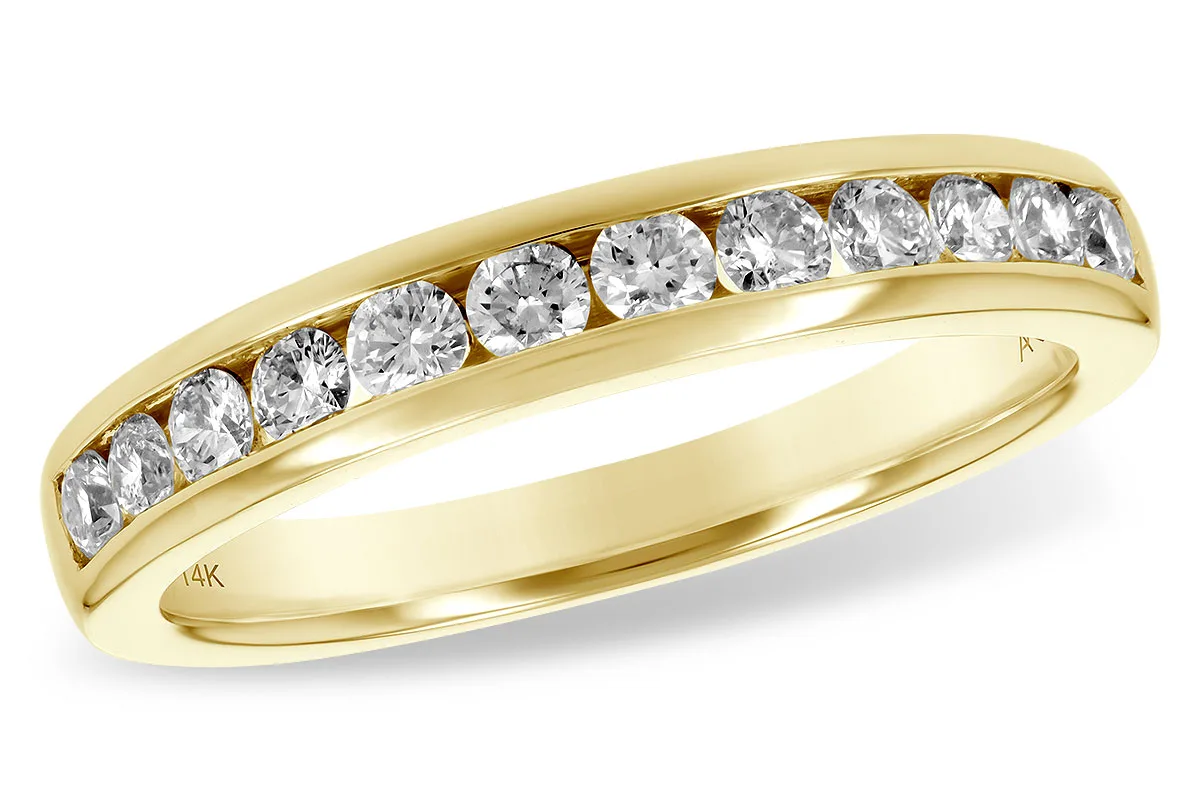 Diamond Wedding Band in yellow gold