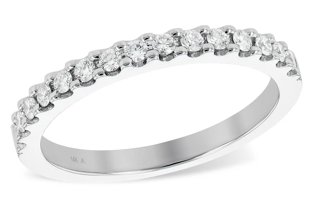 Diamond Wedding Band in white gold